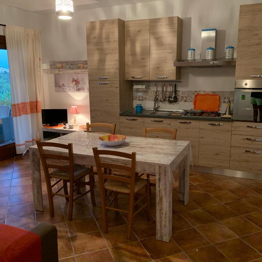 Residenza Il Melograno Villa Budoni Bagian luar foto
