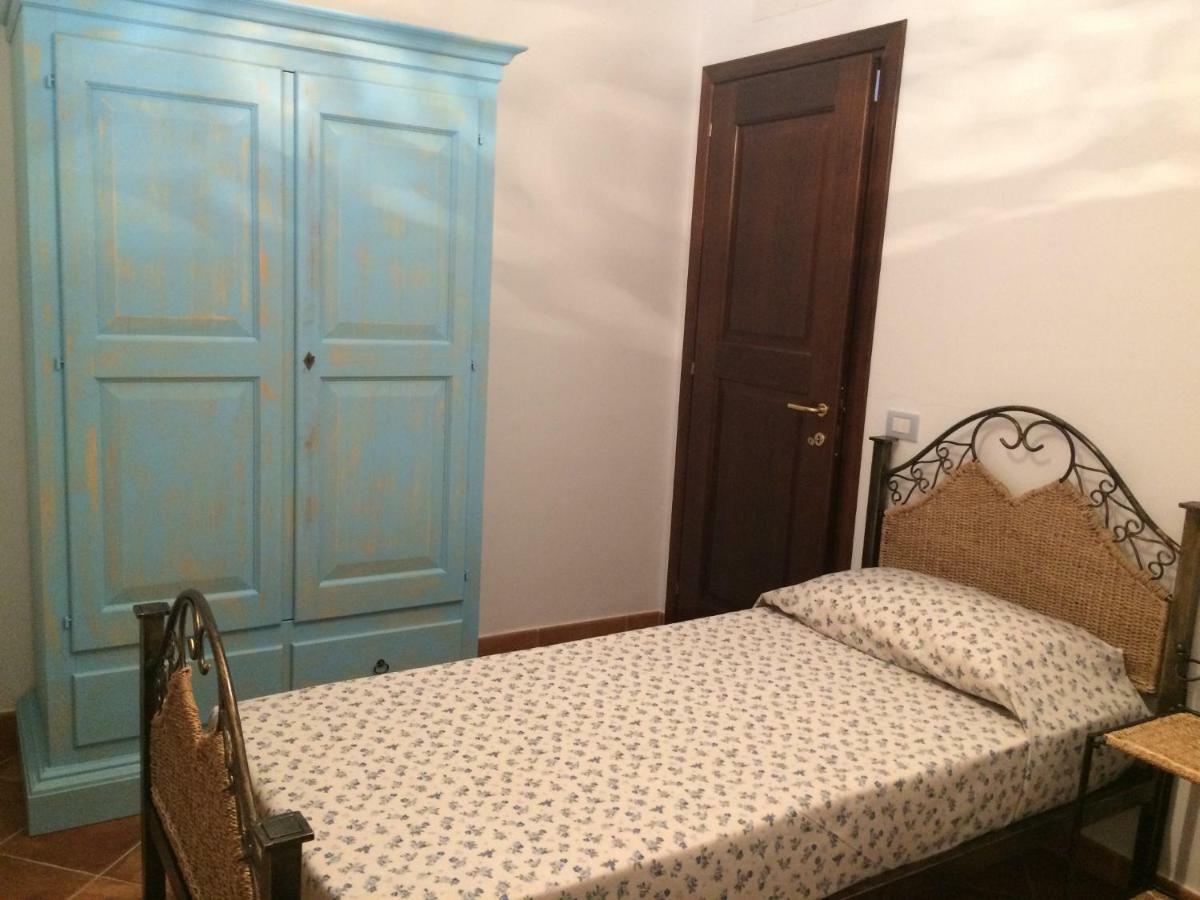 Residenza Il Melograno Villa Budoni Bagian luar foto