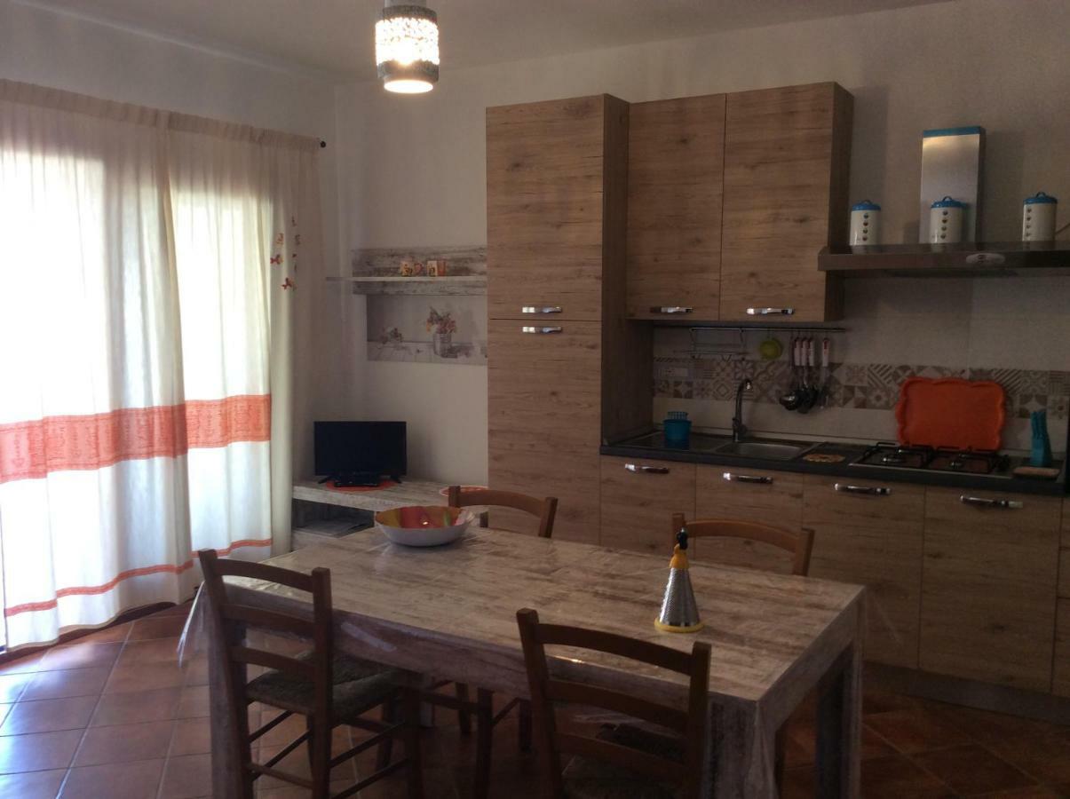 Residenza Il Melograno Villa Budoni Bagian luar foto